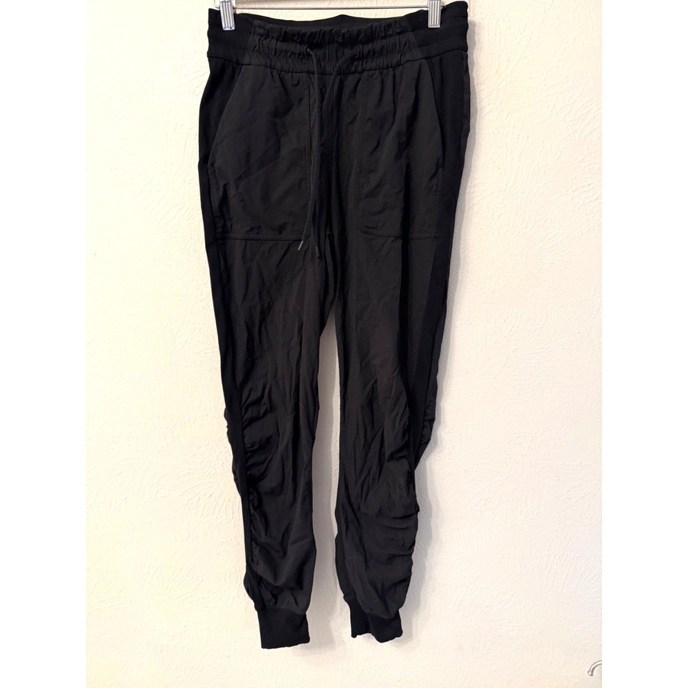 Lululemon 2021 Beyond The Studio Dance Studio Jogger size 6 black 28"